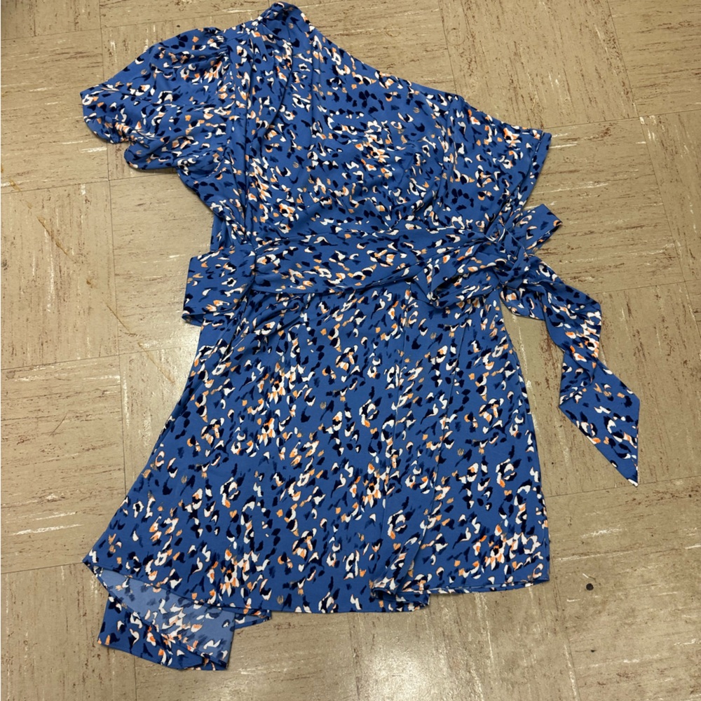 New without tags one shoulder dress from Nine West 4x